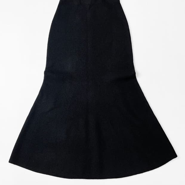코스 COS 울 밴딩 머메이드 맥시 스커트 A1405