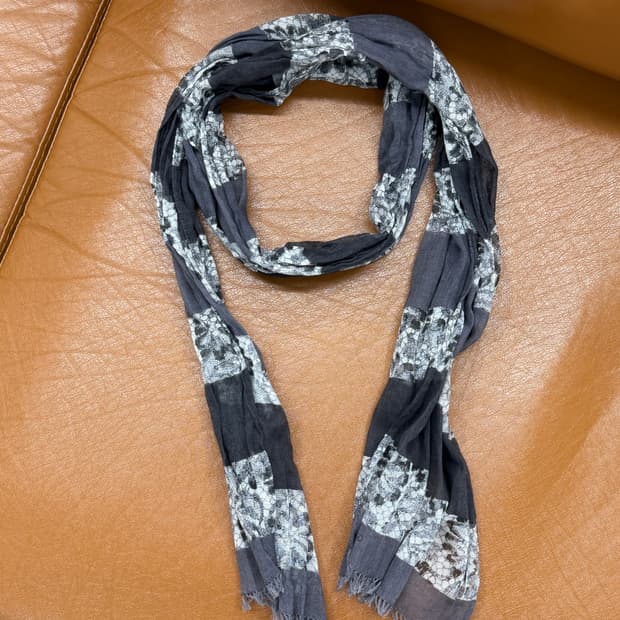 일본빈티지 지방시 오리엔탈 스카프