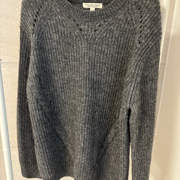 썰스데이아일랜드 니트 M