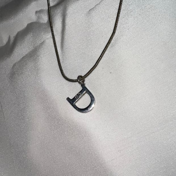 Dior D logo necklace