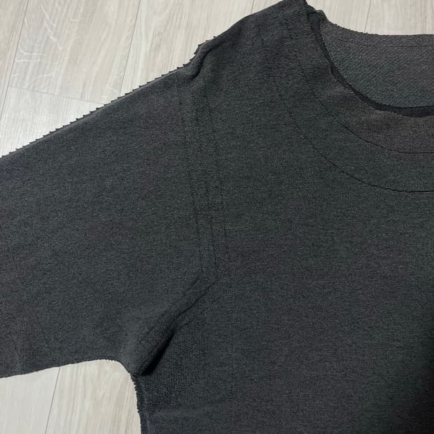 ISSEY MIYAKE MEN LONG SLEEVE TOP