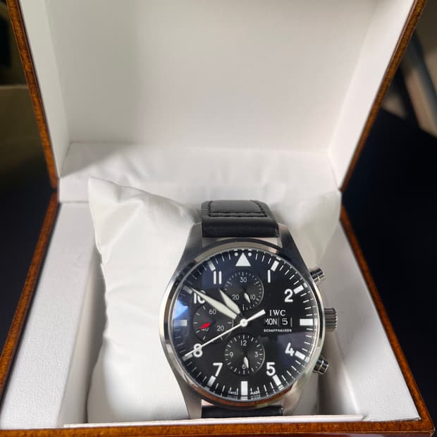 IWC 샤프하우젠 시계팝니다