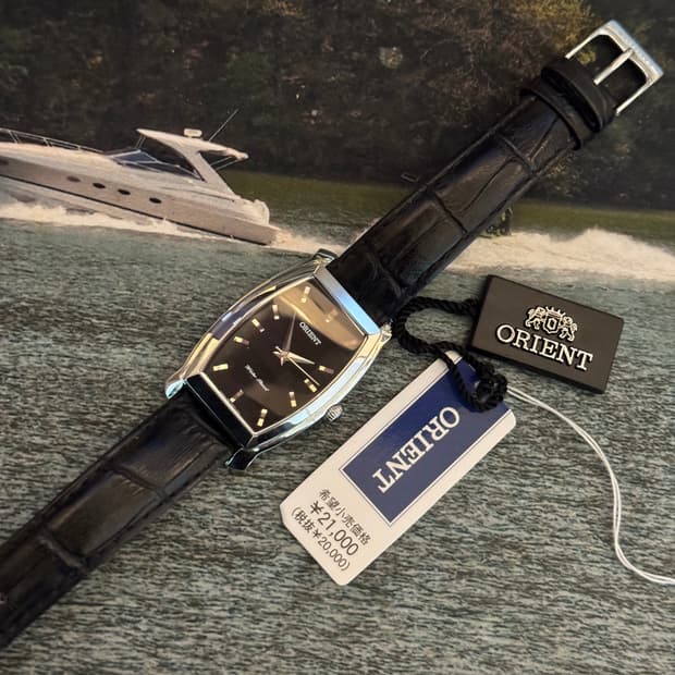 오리엔트 까르띠에 탱크 쿼츠 가죽시계