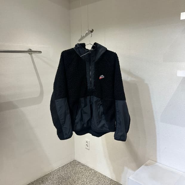 나이키 후리스 뽀글이 풀오버