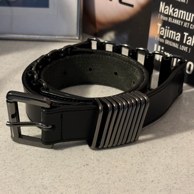 Kiyoko takase 레더 벨트