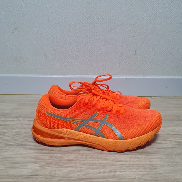 아식스 GT 2000 10 러닝화 280