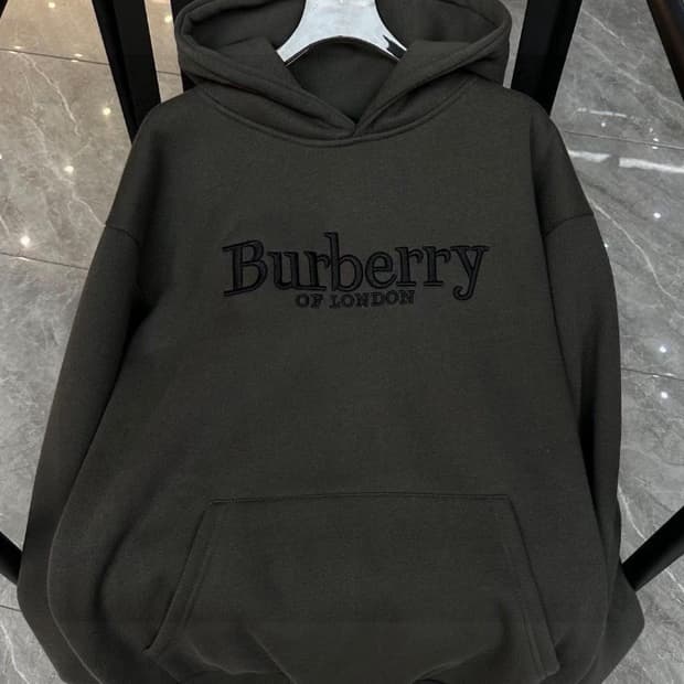 [버버;리] 새상품 / 후드 / 약 105~110 사이즈