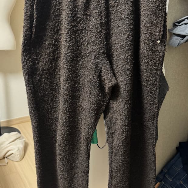 머듈 mudule Plain Sweatpants /Brown 플레인 스웻