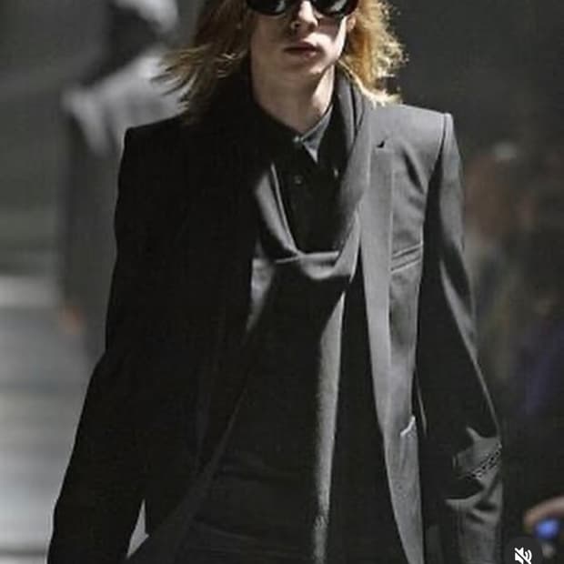 넘버나인 Noir기 머플러