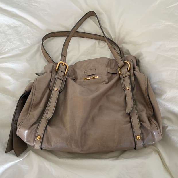 미우미우 리본백