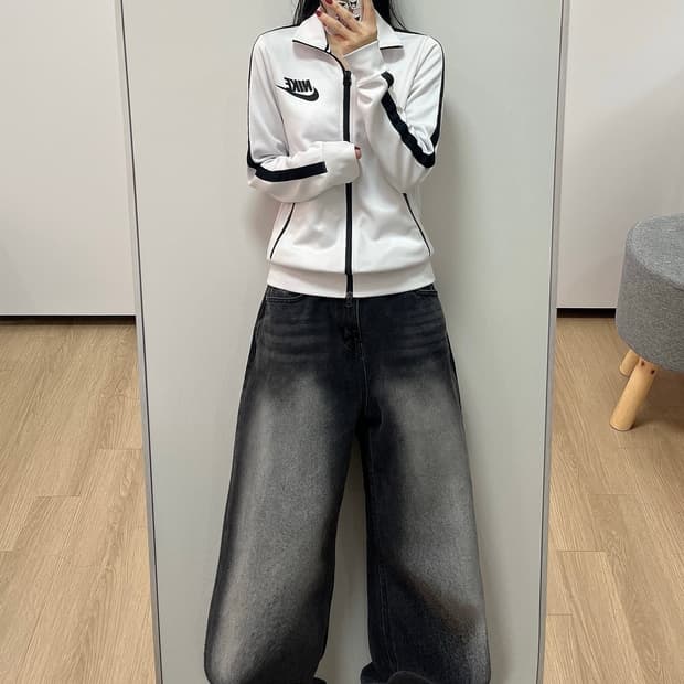 나이키 스우시 화이트 트랙탑 져지