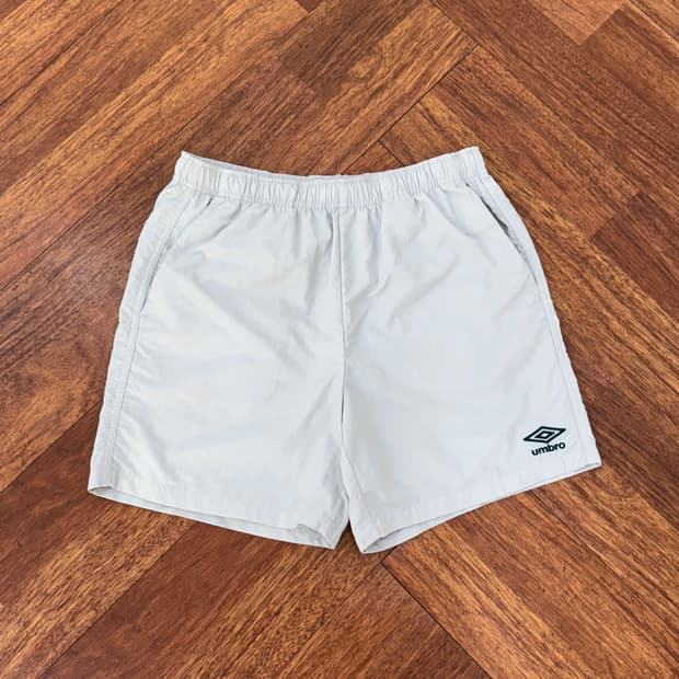 L 엄브로 자수로고 라이트 그레이 나일론 반바지 팬츠 