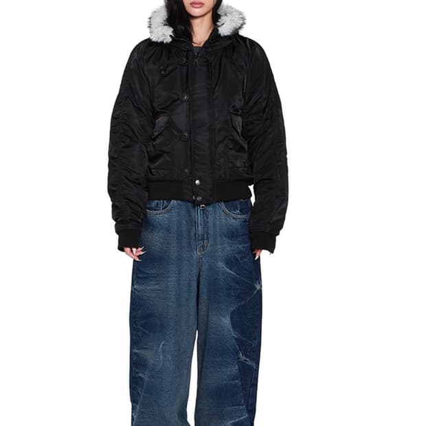 Aakam Hooded Fur MA-1 Jacket 2size