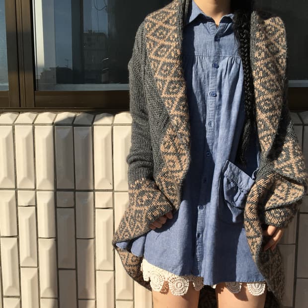 Nomadic pattern ruffle open knit cardiga