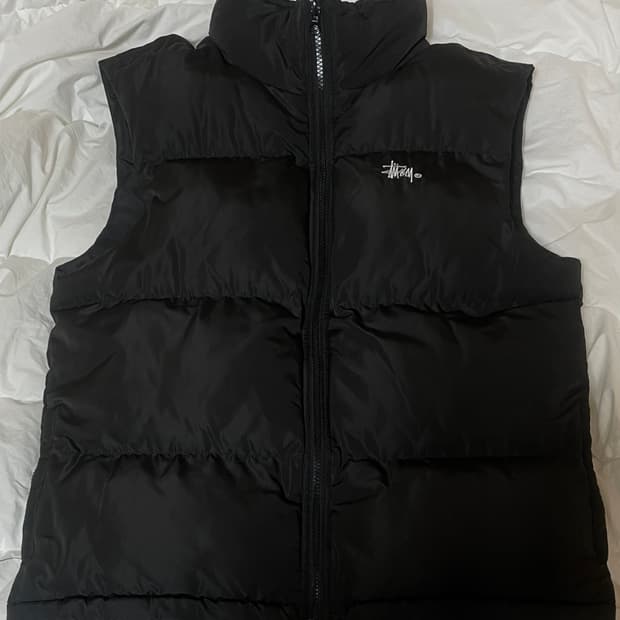 스투시 무광 조끼패딩