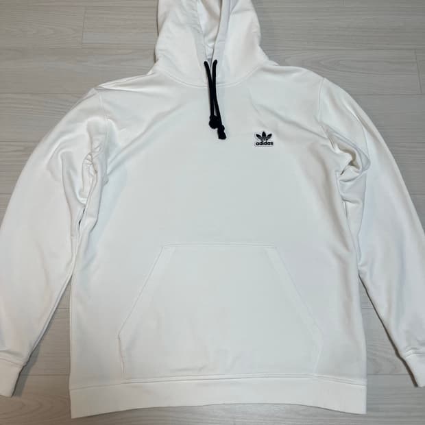 아디다스 화이트 후드티