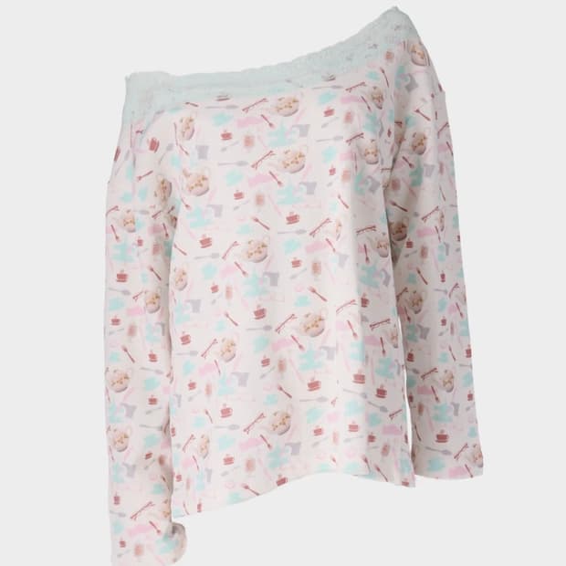 혼쿄 Off - Shoulder Loose Top- Tea Party
