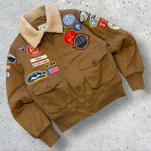 [M] 더매드니스 빈티지 스카우트 패치 봄버 자켓 D107