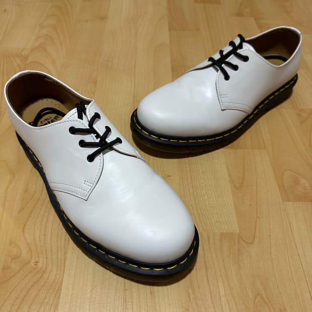 [uk8] 닥터마틴 1461 스무스화이트 