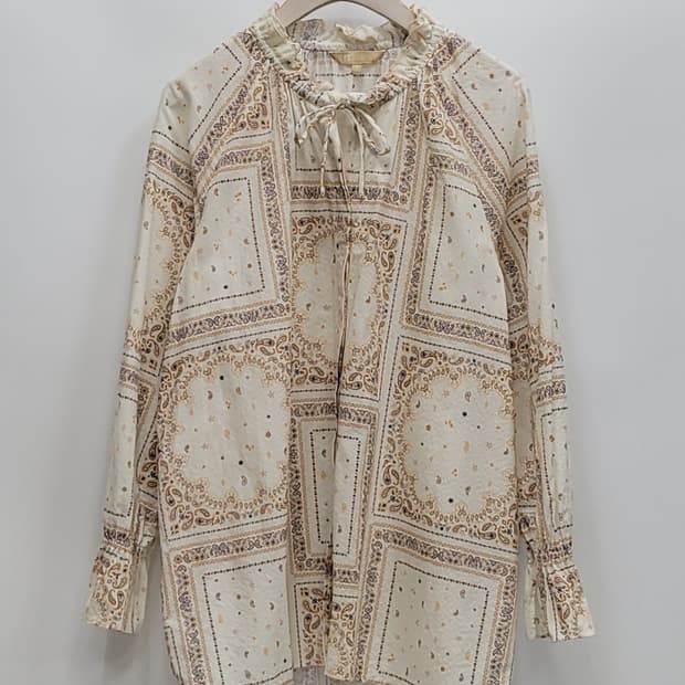 BEANPOLE 21SS 빈폴 페이즐리 볼륨 블라우스 / 여 95 (M)