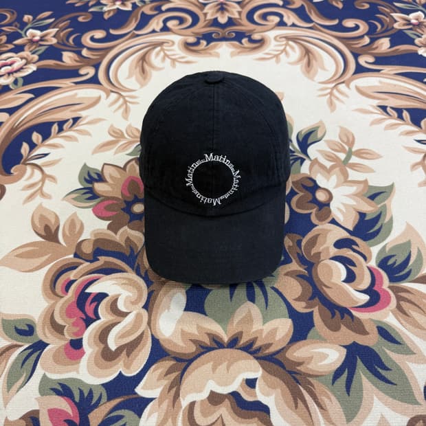 (OS)마뗑킴 MARTIN KIM 크리스프 로고 볼캡(블랙)