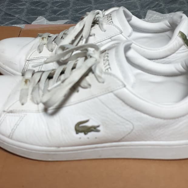 라코스테 카나비 에보 레더 스니커즈 플래티넘 (260)