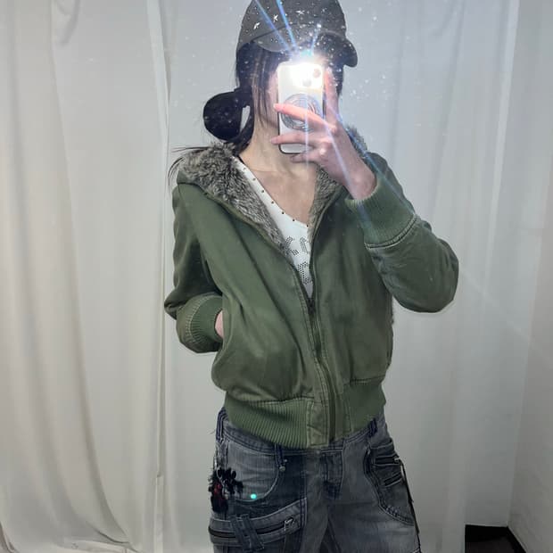Y2K 카키 퍼 후드집업