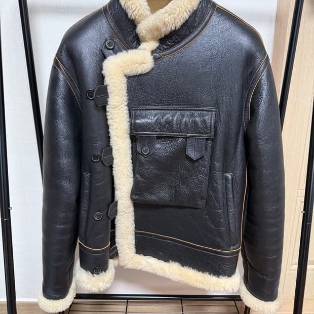 이스트로그 변요한 모터사이클 무스탕판매.