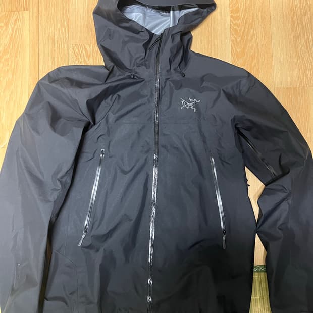아크테릭스  베타 자켓 M 사이즈 상태s 급처