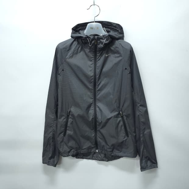 나이키 러닝 그리드 패턴 후드 바람막이 (S사이즈)