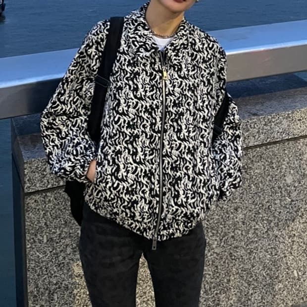 EAAH 자켓