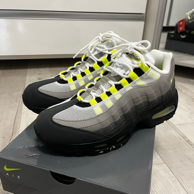 나이키 에어맥스95 빅버블 네온(새제품)