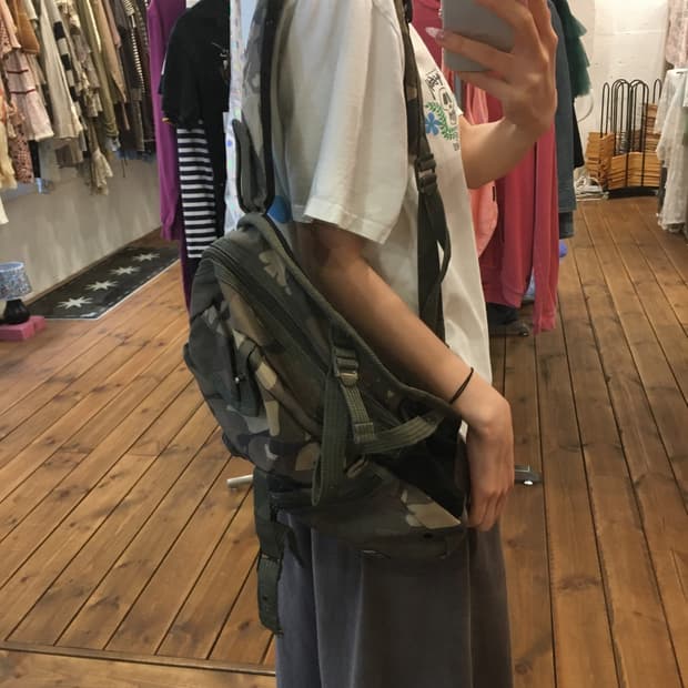 아비렉스 카모 백