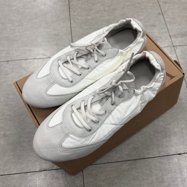 비바이아 yancy 스니커즈