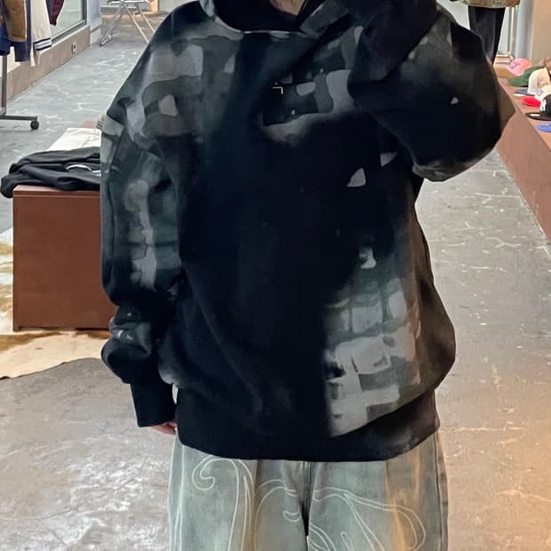 어콜드월 블랙 브러시 스트로크 후드티 H1719