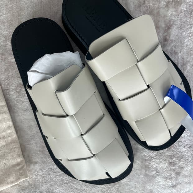 Hereu 헤레우 뮬 새상품