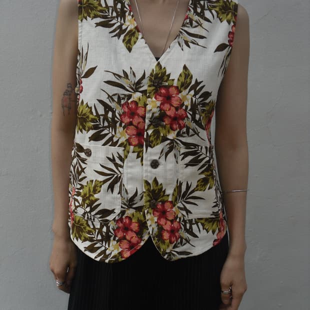 Flower vest