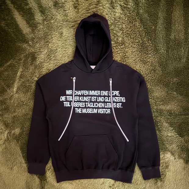 [L] 더뮤지엄비지터 컷아웃 지퍼 후디 후드티 블랙