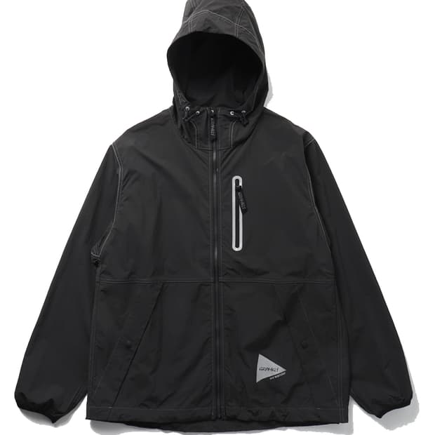 그라미치 GRAMICCI x and wander Nylon Jacket