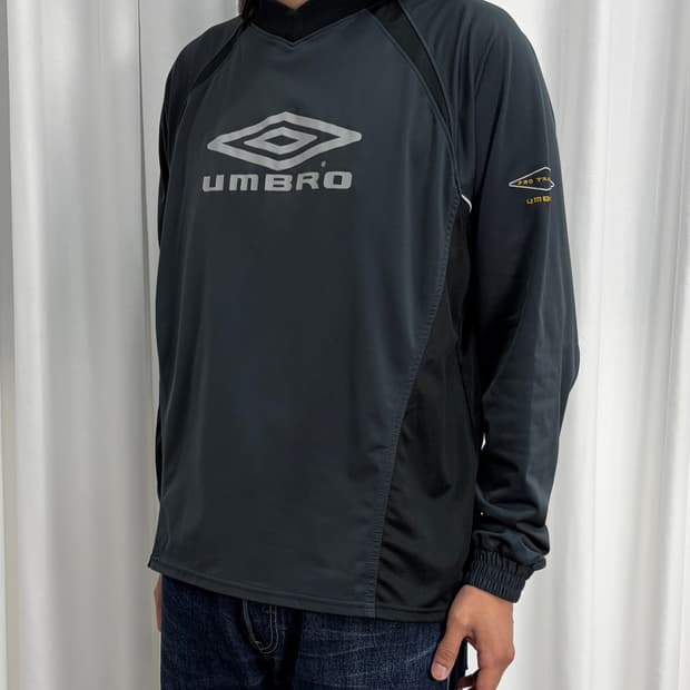 [L]엄브로 UMBRO 로고 피스테 웜업 져지