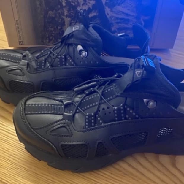 salomon 스니커즈