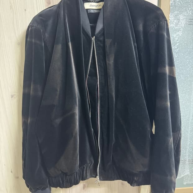 지용킴24aw 벨벳 봄버