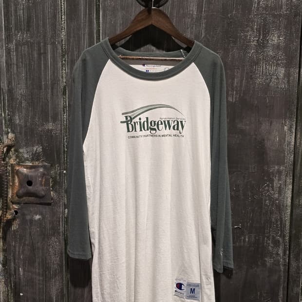 Champion Raglan T-shirt
