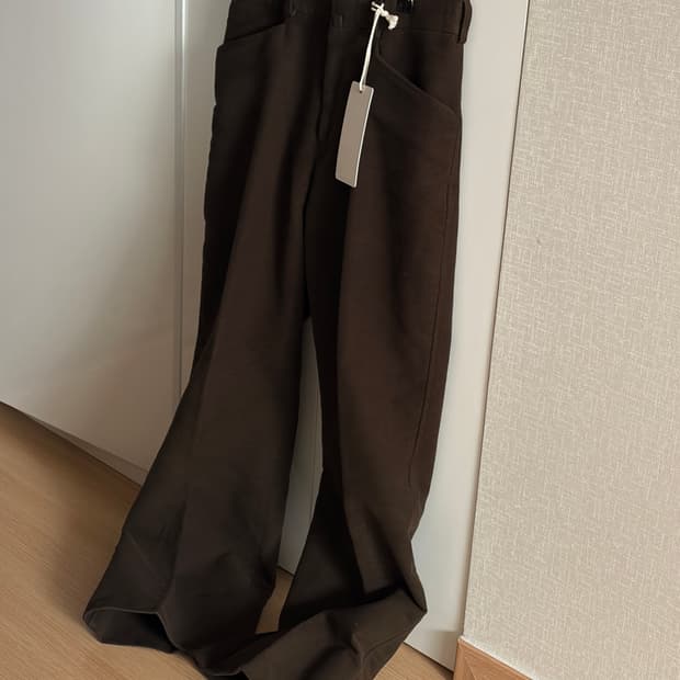 마티앤선즈 L pocket 슬랙스 다크브라운 1