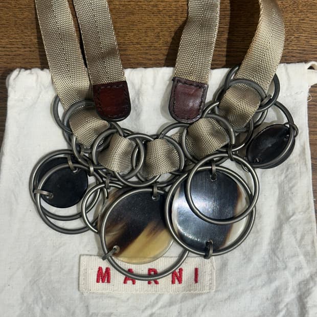 2000s marni horn necklace