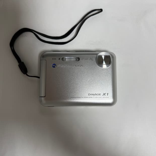 코니카 미놀타 DiMAGE X1
