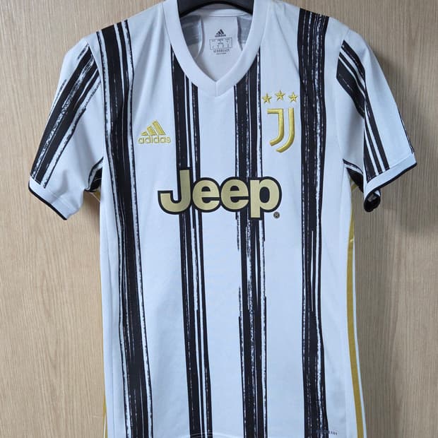(착샷) 아디다스 유벤투스 유니폼 져지 20-21 시즌 홈