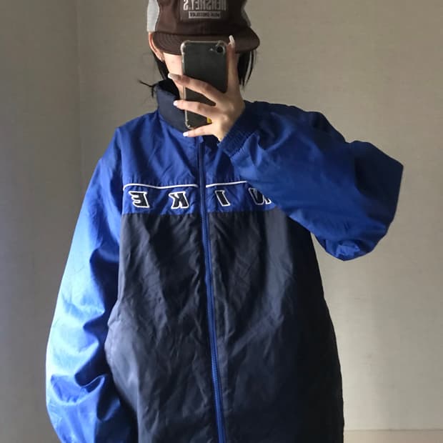 나이키 빅로고 패딩