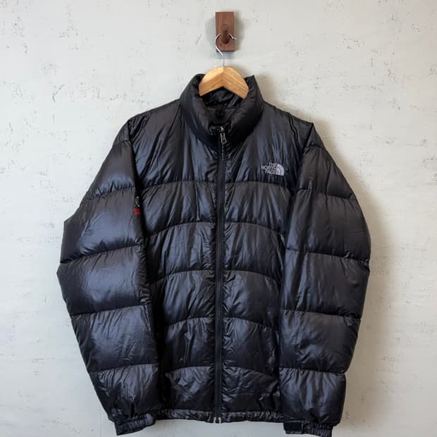 노스페이스 빈티지 써밋시리즈 아콘카구아 패딩 블랙