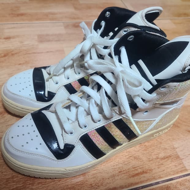 아디다스 애티튜드 하이탑 스팽글 W255